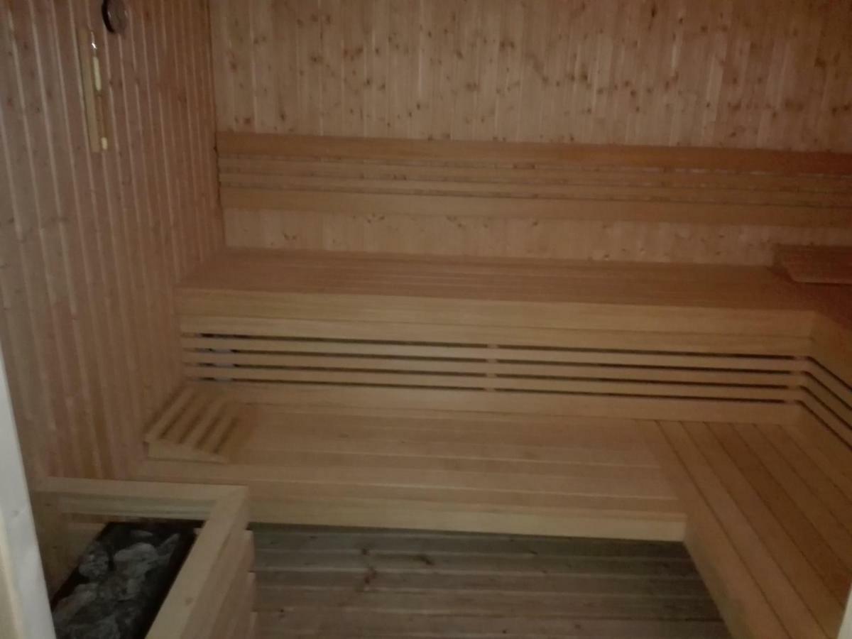אוסטרוני מורסקי Apartament Dwie Sosny מראה חיצוני תמונה