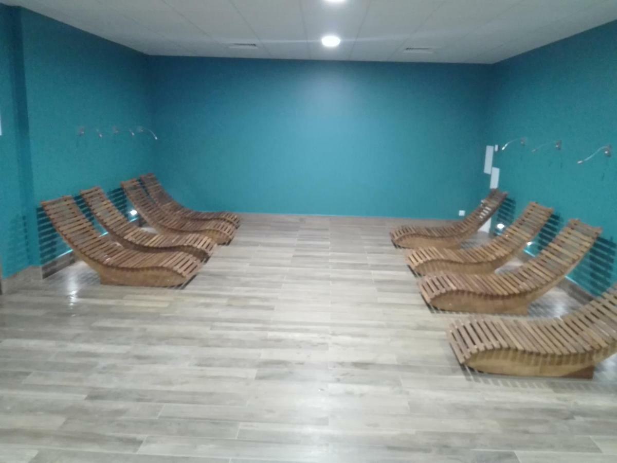 אוסטרוני מורסקי Apartament Dwie Sosny מראה חיצוני תמונה