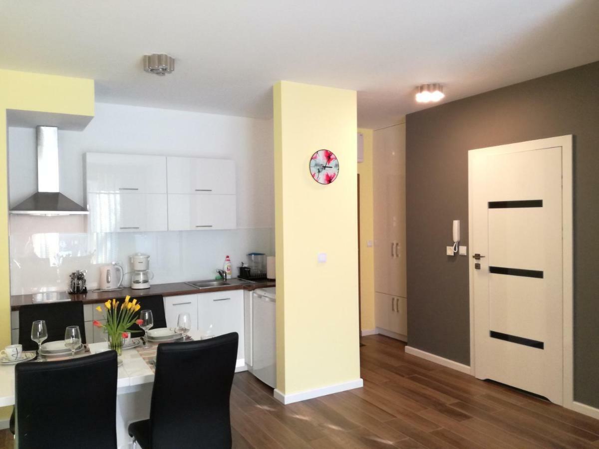 אוסטרוני מורסקי Apartament Dwie Sosny מראה חיצוני תמונה